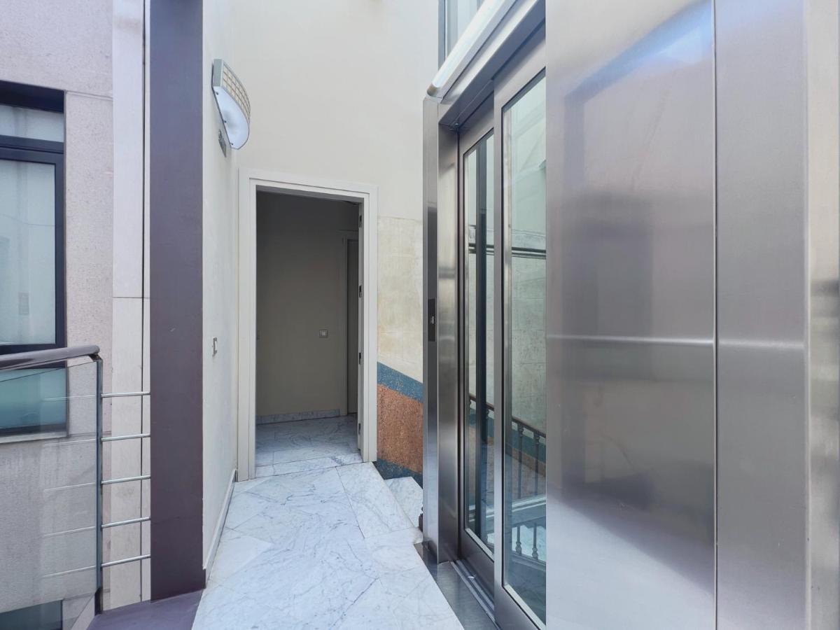 Stay U-Nique Apartments Urquinaona II バルセロナ エクステリア 写真